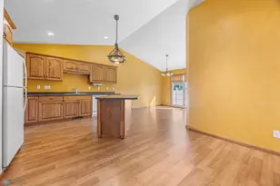600 32 St N, Moorhead, MN 56560 - Photo 8
