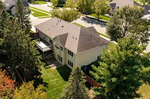 360 Wimbledon Hills Dr SW, Rochester, MN 55902 - Photo 4