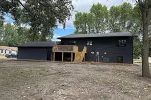 100 Edgewood Dr, Redwood Falls, MN 56283 - Photo 22