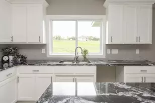 5913 Rub-Of-The-Green St, Saint Cloud, MN 56304 - Photo 6