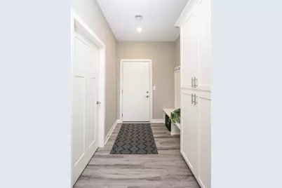 5913 Rub Of The Green Street, Saint Cloud, MN 56304 - Photo 4