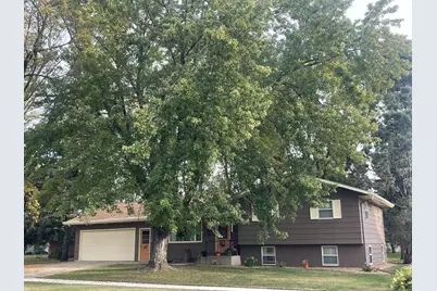 436 Harvey Street, Tracy, MN 56175 - Photo 1