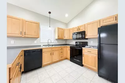 207 Lana Court, Fergus Falls, MN 56537 - Photo 4