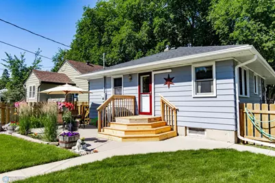314 18th Avenue N, Fargo, ND 58102 - Photo 1