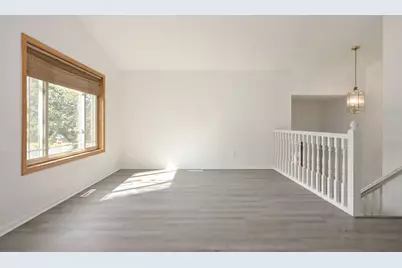 300 Butternut Lane, Burnsville, MN 55306 - Photo 12