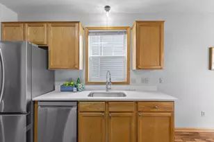 8716 N Bay Dr, Chanhassen, MN 55317 - Photo 12