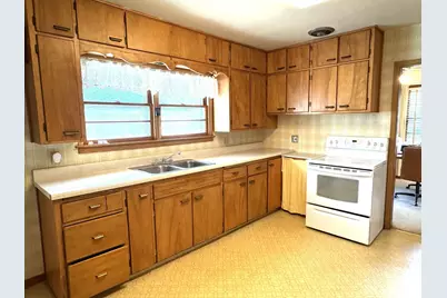 402 3rd Street NE, Fosston, MN 56542 - Photo 12