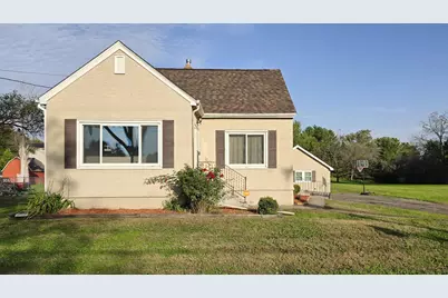 1250 McKnight Road N, Maplewood, MN 55119 - Photo 1