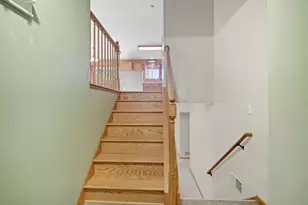 1802 18th St SW, Austin, MN 55912 - Photo 4