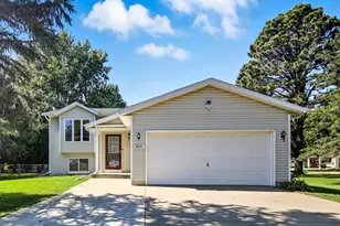 1802 18th St SW, Austin, MN 55912 - Photo 1