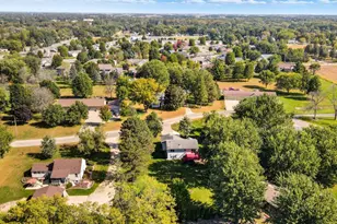 1802 18th St SW, Austin, MN 55912 - Photo 44