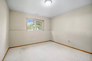 1802 18th St SW, Austin, MN 55912 - Photo 32