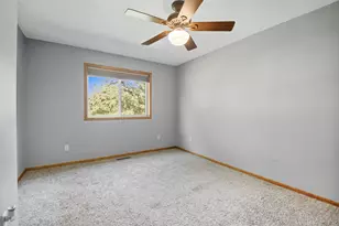 1802 18th St SW, Austin, MN 55912 - Photo 20