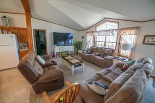 18 Cedar Ave SE, Menahga, MN 56464 - Photo 2