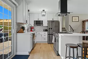 9549 Yorkshire Ln, Eden Prairie, MN 55347 - Photo 1