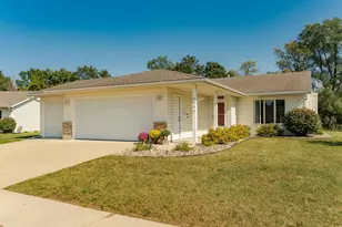 2177 McQuillan Ct SE, Rochester, MN 55904 - Photo 1