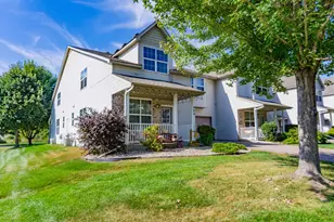 924 Cole St, Chaska, MN 55318 - Photo 1