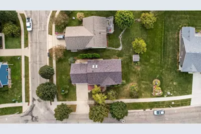 3630 Strathmore Lane SE, Rochester, MN 55904 - Photo 2