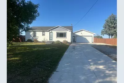 121 Spruce Avenue E, Kimball, MN 55353 - Photo 1