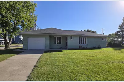 801 E Elm Avenue, Olivia, MN 56277 - Photo 1