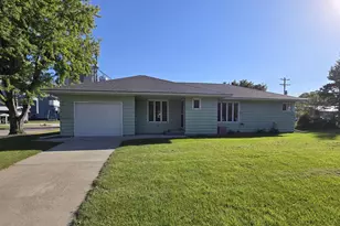 801 E Elm Ave, Olivia, MN 56277 - Photo 1