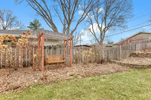 8131 Vincent Ave S, Bloomington, MN 55431 - Photo 42