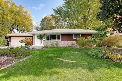 8131 Vincent Avenue S, Bloomington, MN 55431 - Photo 52