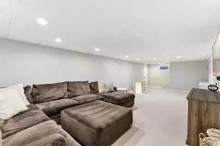 8131 Vincent Ave S, Bloomington, MN 55431 - Photo 26