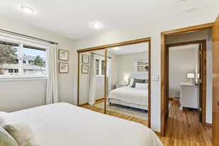 8131 Vincent Ave S, Bloomington, MN 55431 - Photo 18