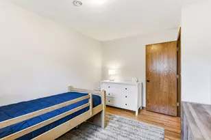 8131 Vincent Ave S, Bloomington, MN 55431 - Photo 20