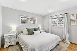 8131 Vincent Ave S, Bloomington, MN 55431 - Photo 18