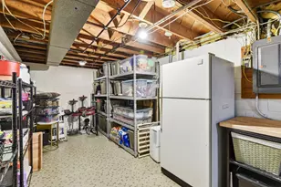 8131 Vincent Ave S, Bloomington, MN 55431 - Photo 34