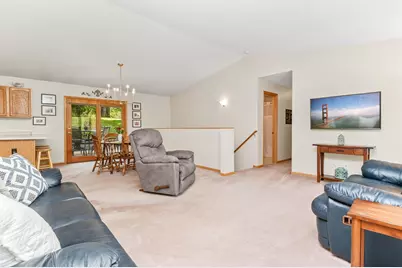 16188 Woodcrest Drive, Paynesville, MN 56362 - Photo 10