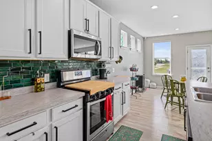 9774 Ambrose Rd, Woodbury, MN 55129 - Photo 14