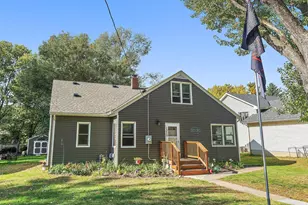 1575 3rd Ave, Newport, MN 55055 - Photo 1