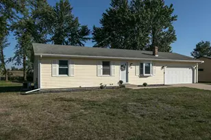 312 Jennifer Ln, Jordan, MN 55352 - Photo 1