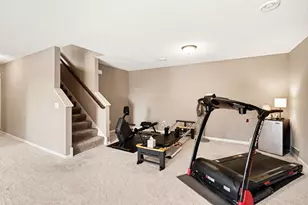 1042 Wyncrest Ct, Woodbury, MN 55129 - Photo 20