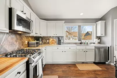 1042 Wyncrest Court, Woodbury, MN 55129 - Photo 6