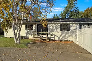 1812 America Ct NW, Bemidji, MN 56601 - Photo 2