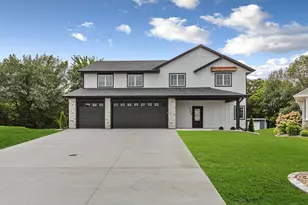 124 Joshua Ct, Mankato, MN 56001 - Photo 1