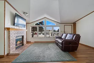 11 Korda Dr, Duluth, MN 55808 - Photo 4