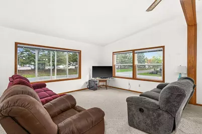 63 S Elder Dr., Duluth, MN 55810 - Photo 8