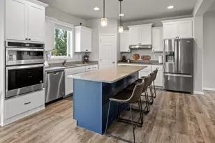 7471 16th St S, Fargo, ND 58104 - Photo 4