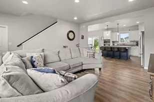 7471 16th St S, Fargo, ND 58104 - Photo 8