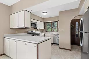 95 Colorado Street W, Saint Paul, MN 55107 - Photo 12