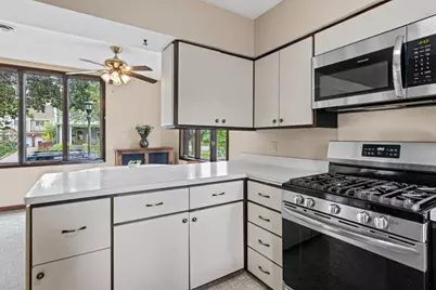 95 Colorado Street W, Saint Paul, MN 55107 - Photo 16