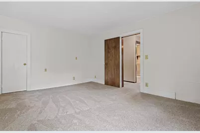 95 Colorado Street W, Saint Paul, MN 55107 - Photo 34