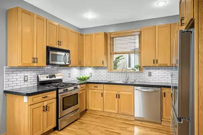 510 University Avenue NE, Minneapolis, MN 55413 - Photo 2