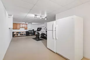 3812 Cedar Lake Pl, Minneapolis, MN 55416 - Photo 42