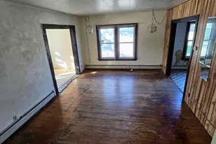 109 5th Ave SE, Pipestone, MN 56164 - Photo 8